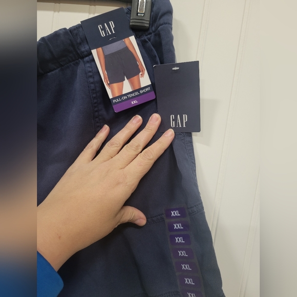 Gap Navy Shorts - Picture 3 of 5